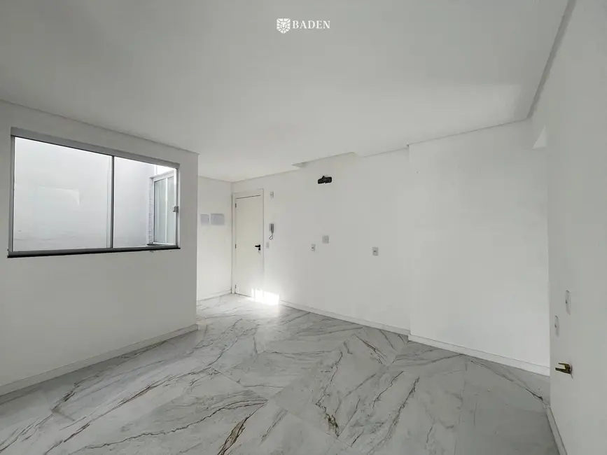 Foto 3 de Apartamento com 2 quartos à venda em São Judas Tadeu, Balneario Camboriu - SC