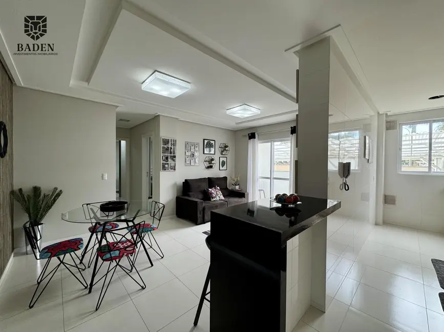 Apartamento com 2 quartos à venda, 81m2 em Balneario Camboriu - SC - imagem 3 Foto 3 de Apartamento com 2 quartos à venda, 81m2 em Balneario Camboriu - SC