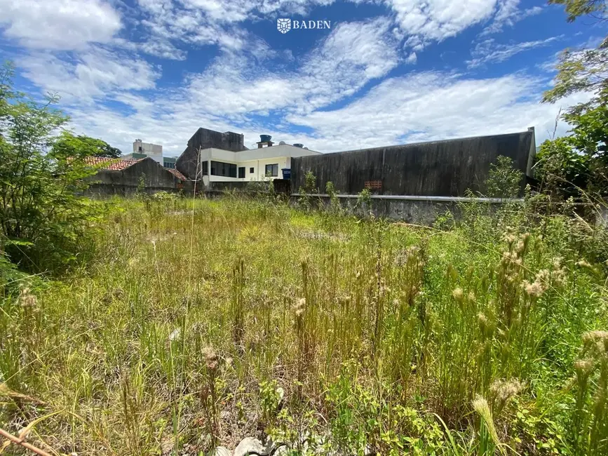 Foto 2 de Terreno / Lote à venda, 392m2 em Nova Esperança, Balneario Camboriu - SC