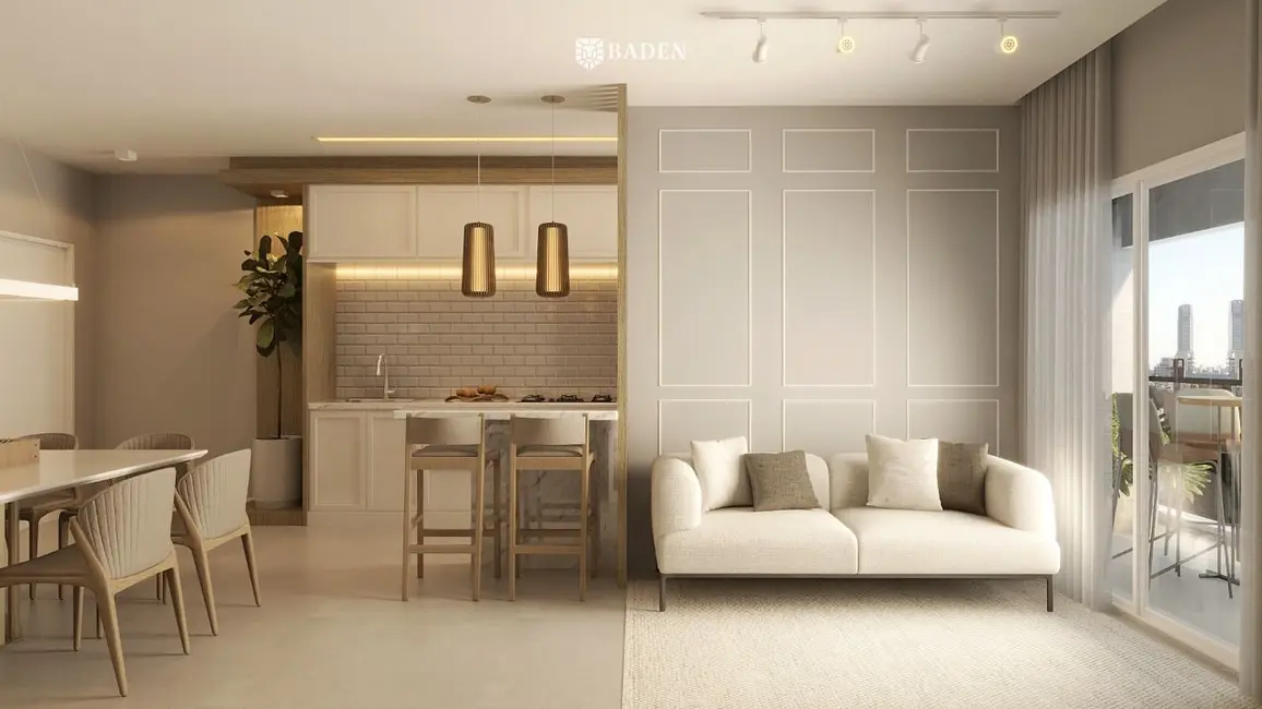 Foto 2 de Apartamento com 2 quartos à venda, 65m2 em Balneario Camboriu - SC