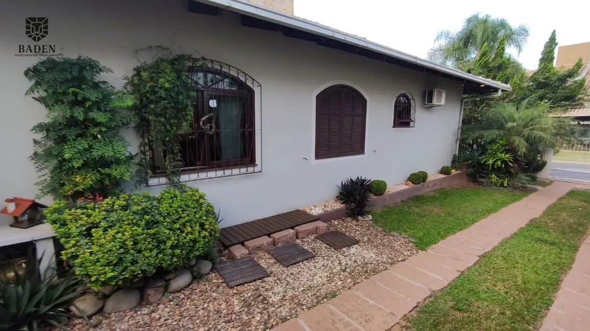 Foto 3 de Casa com 3 quartos à venda, 271m2 em Indaial - SC