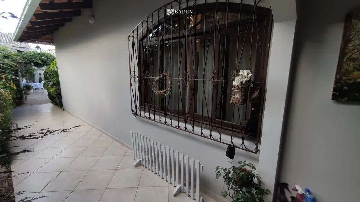 Foto 6 de Casa com 3 quartos à venda, 271m2 em Indaial - SC