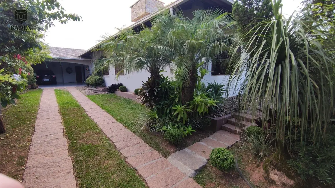 Foto 1 de Casa com 3 quartos à venda, 271m2 em Indaial - SC
