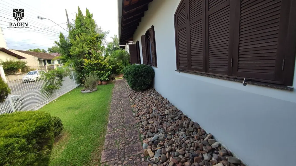 Foto 5 de Casa com 3 quartos à venda, 271m2 em Indaial - SC