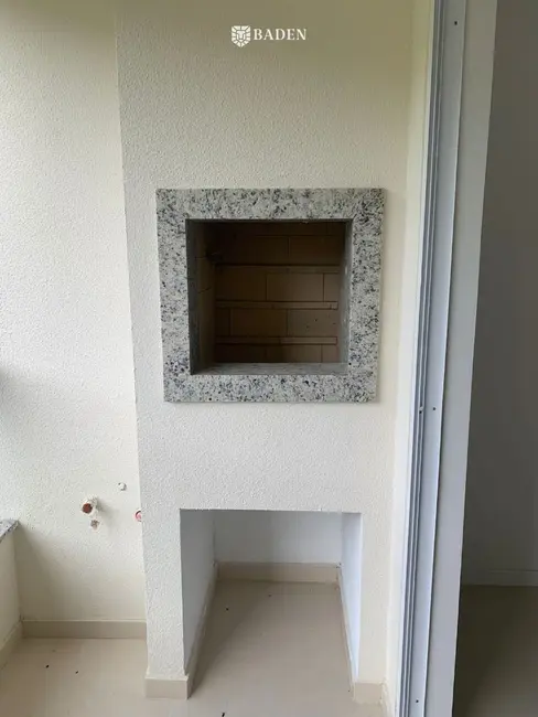 Foto 4 de Apartamento com 2 quartos à venda, 62m2 em Camboriu - SC