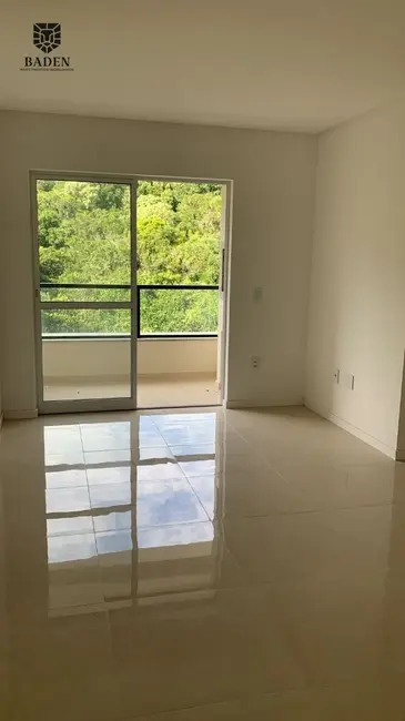 Apartamento com 2 quartos à venda, 62m2 em Camboriu - SC - imagem 3 Foto 3 de Apartamento com 2 quartos à venda, 62m2 em Camboriu - SC
