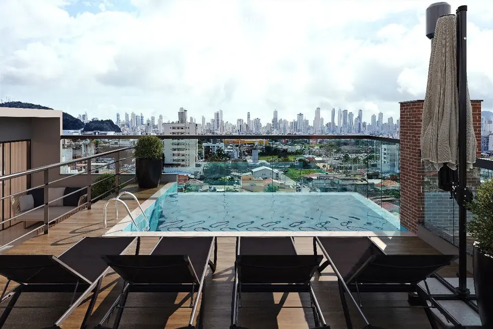 Foto 2 de Apartamento com 2 quartos à venda, 269m2 em Camboriu - SC