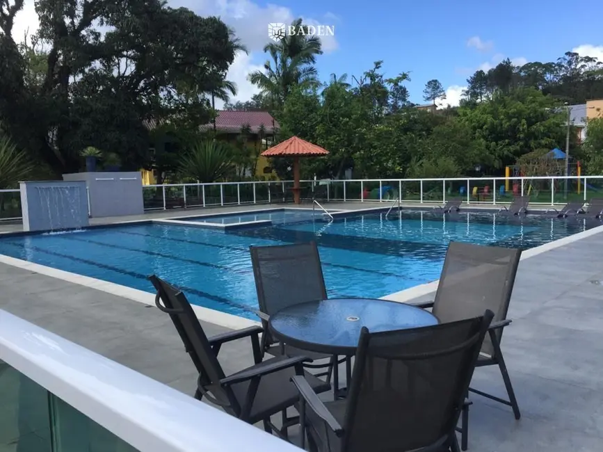 Foto 1 de Sobrado com 2 quartos à venda, 105m2 em Camboriu - SC