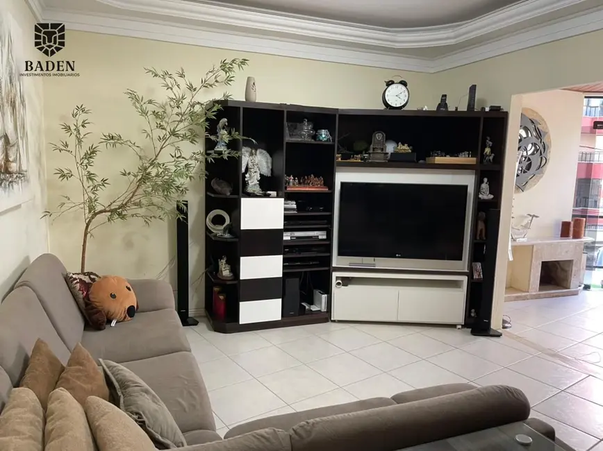 Foto 5 de Apartamento com 3 quartos à venda, 382m2 em Meia Praia, Itapema - SC