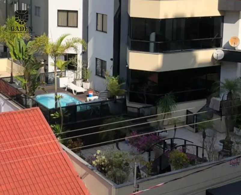 Foto 3 de Apartamento com 3 quartos à venda, 382m2 em Meia Praia, Itapema - SC