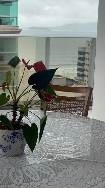 Foto 3 de Apartamento com 4 quartos à venda, 289m2 em Meia Praia, Itapema - SC