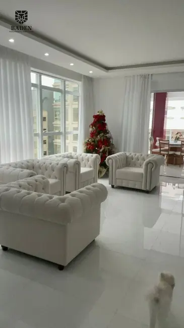 Foto 9 de Apartamento com 4 quartos à venda, 289m2 em Meia Praia, Itapema - SC