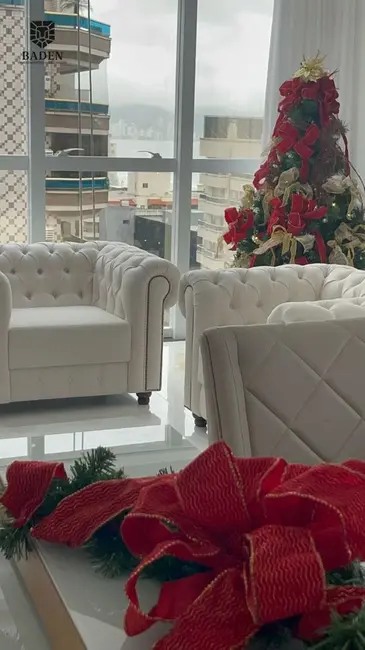 Foto 2 de Apartamento com 4 quartos à venda, 289m2 em Meia Praia, Itapema - SC