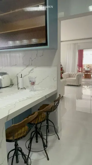 Foto 6 de Apartamento com 4 quartos à venda, 289m2 em Meia Praia, Itapema - SC