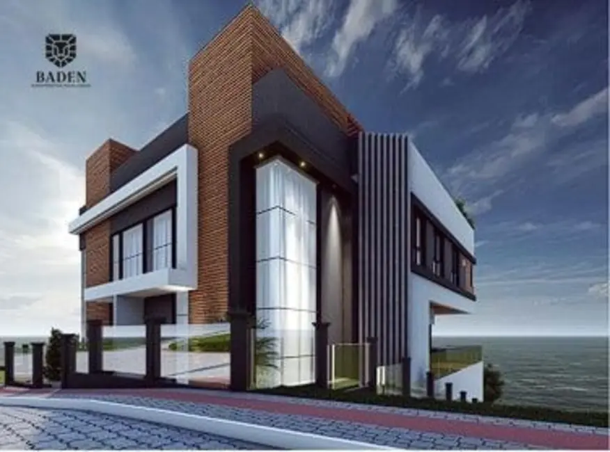 Foto 1 de Casa com 4 quartos à venda, 507m2 em Itapema - SC