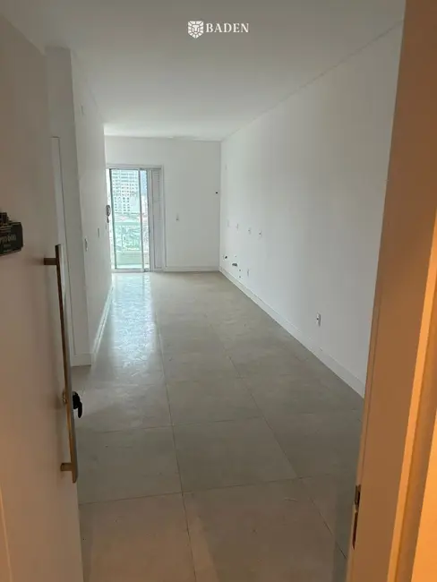 Foto 5 de Apartamento com 2 quartos à venda, 73m2 em Porto Belo - SC
