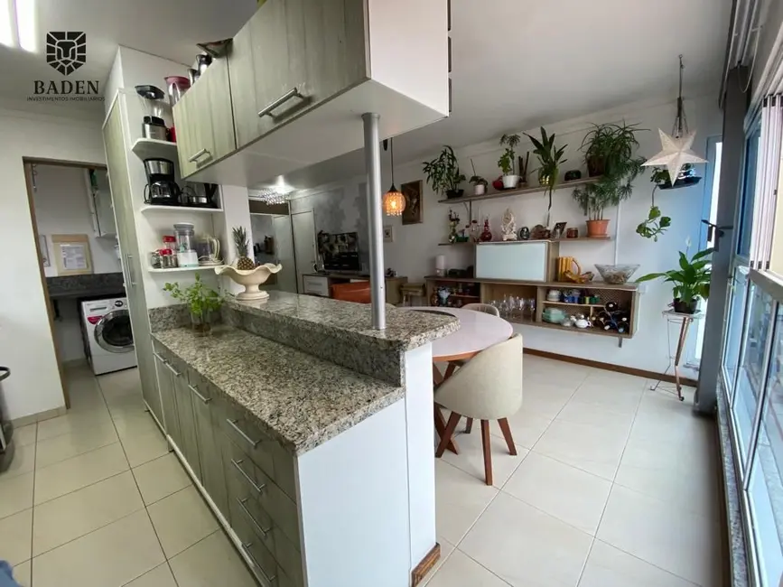 Apartamento com 3 quartos à venda, 110m2 em Centro, Balneario Camboriu - SC - imagem 2 Foto 2 de Apartamento com 3 quartos à venda, 110m2 em Centro, Balneario Camboriu - SC