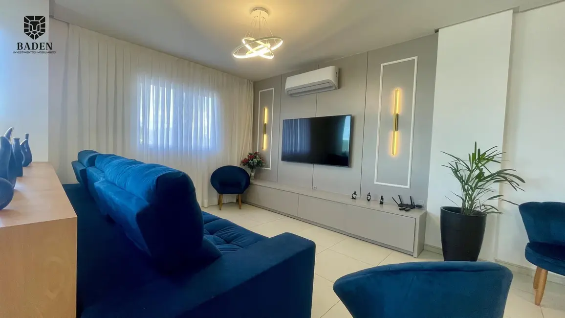 Apartamento com 3 quartos à venda, 153m2 em Centro, Balneario Camboriu - SC - imagem 1 Foto 1 de Apartamento com 3 quartos à venda, 153m2 em Centro, Balneario Camboriu - SC