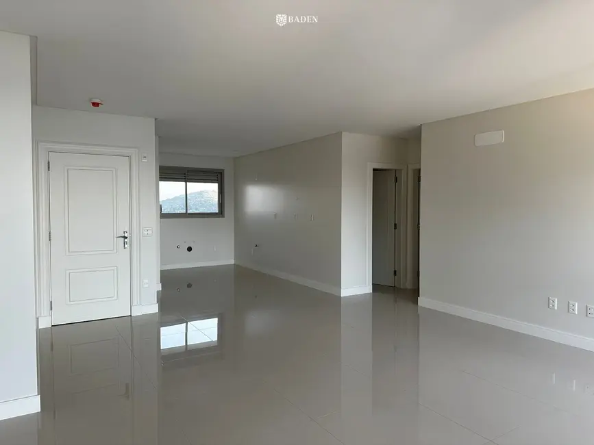 Foto 8 de Apartamento com 4 quartos à venda, 160m2 em Balneario Camboriu - SC