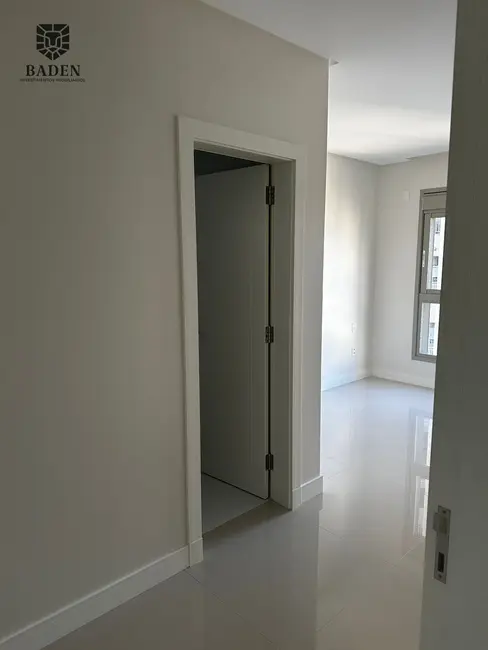 Apartamento com 4 quartos à venda, 160m2 em Balneario Camboriu - SC - imagem 5 Foto 5 de Apartamento com 4 quartos à venda, 160m2 em Balneario Camboriu - SC