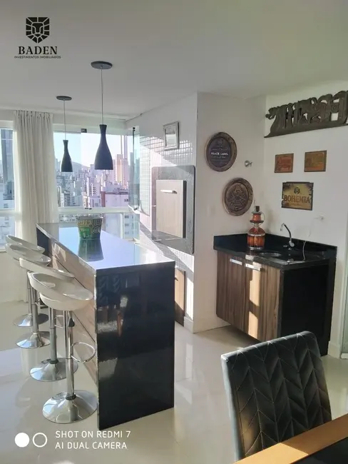 Apartamento com 3 quartos à venda, 123m2 em Centro, Balneario Camboriu - SC - imagem 4 Foto 4 de Apartamento com 3 quartos à venda, 123m2 em Centro, Balneario Camboriu - SC