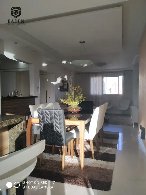 Apartamento com 3 quartos à venda, 123m2 em Centro, Balneario Camboriu - SC - imagem 8 Foto 8 de Apartamento com 3 quartos à venda, 123m2 em Centro, Balneario Camboriu - SC