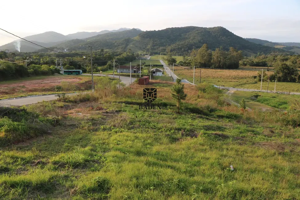 Foto 1 de Terreno / Lote à venda, 1525m2 em Forquilhas, Sao Jose - SC