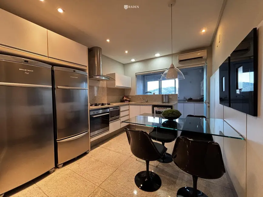 Foto 2 de Apartamento com 4 quartos à venda, 201m2 em Balneario Camboriu - SC