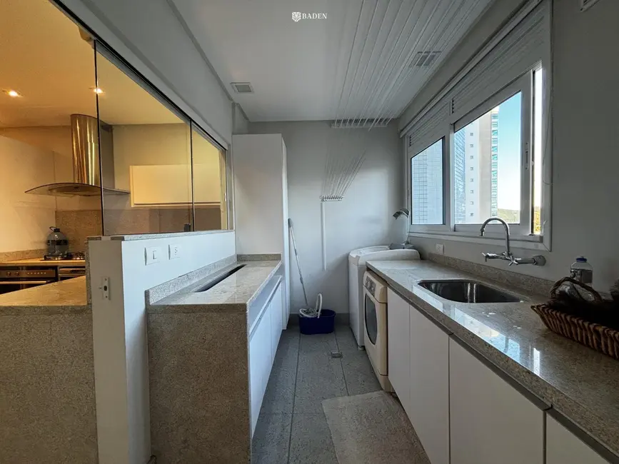 Foto 4 de Apartamento com 4 quartos à venda, 201m2 em Balneario Camboriu - SC