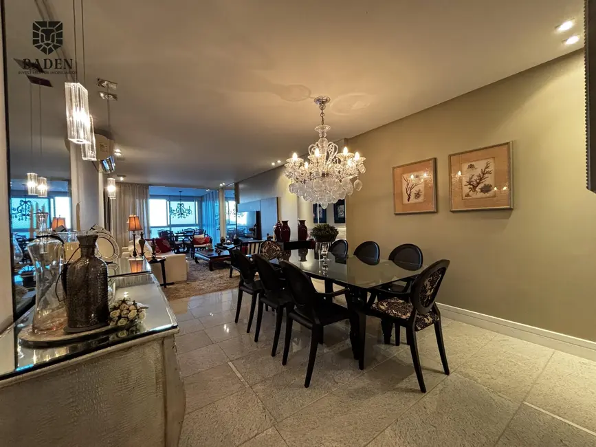 Foto 6 de Apartamento com 4 quartos à venda, 200m2 em Balneario Camboriu - SC