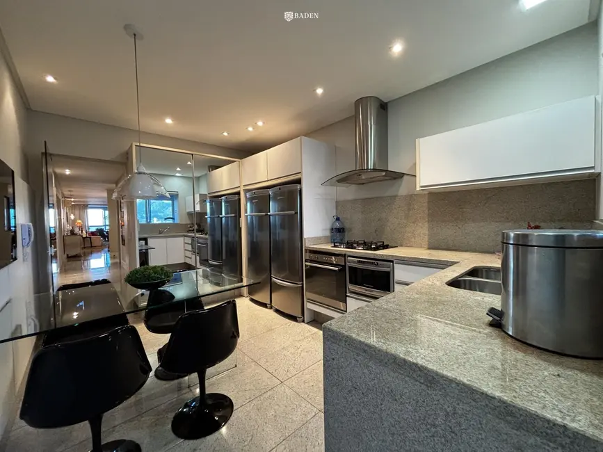 Foto 3 de Apartamento com 4 quartos à venda, 201m2 em Balneario Camboriu - SC