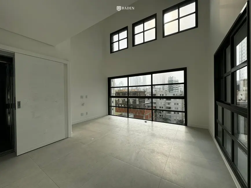 Foto 6 de Cobertura com 3 quartos à venda, 144m2 em Centro, Balneario Camboriu - SC