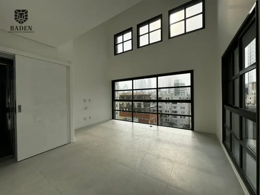 Foto 6 de Cobertura com 3 quartos à venda, 144m2 em Centro, Balneario Camboriu - SC