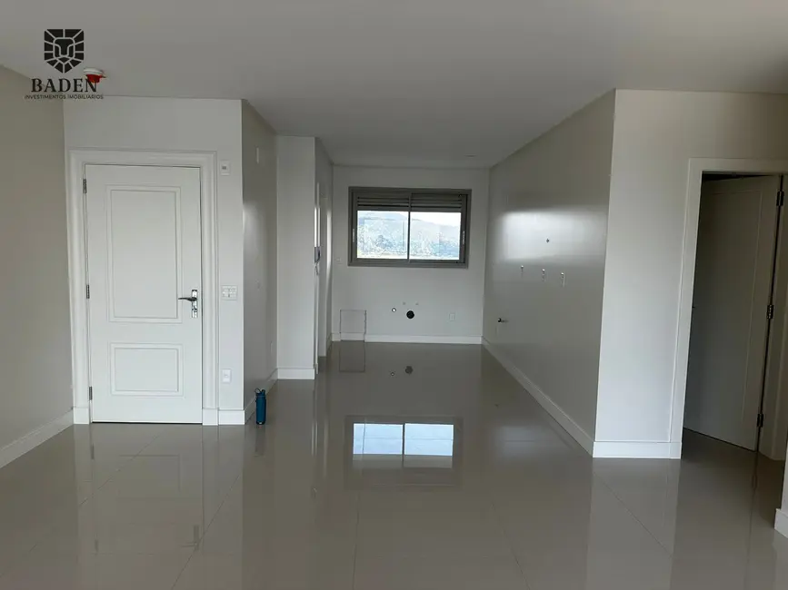 Foto 7 de Apartamento com 4 quartos à venda, 160m2 em Balneario Camboriu - SC