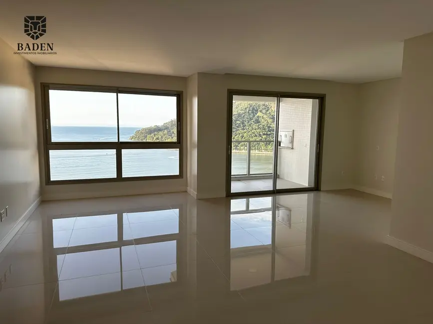 Foto 9 de Apartamento com 4 quartos à venda, 160m2 em Balneario Camboriu - SC