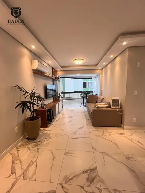 Foto 5 de Apartamento com 3 quartos à venda, 92m2 em Balneario Camboriu - SC