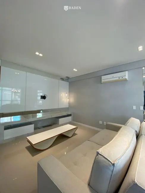Foto 2 de Apartamento com 3 quartos à venda, 200m2 em Centro, Balneario Camboriu - SC