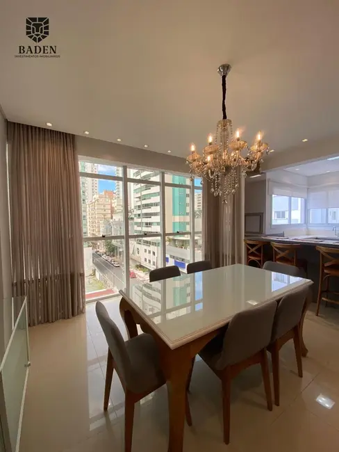 Apartamento com 3 quartos para alugar, 200m2 em Centro, Balneario Camboriu - SC - imagem 5 Foto 5 de Apartamento com 3 quartos para alugar, 200m2 em Centro, Balneario Camboriu - SC