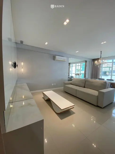 Foto 1 de Apartamento com 3 quartos à venda, 200m2 em Centro, Balneario Camboriu - SC