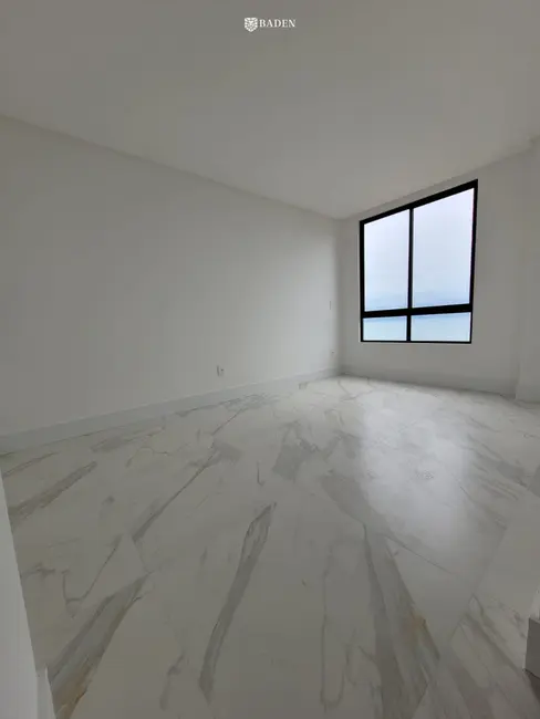 Foto 6 de Apartamento com 3 quartos à venda, 125m2 em Porto Belo - SC