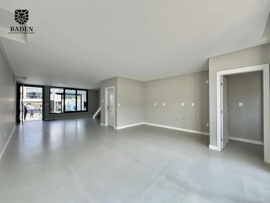 Foto 4 de Casa com 3 quartos à venda, 153m2 em São Francisco de Assis, Camboriu - SC