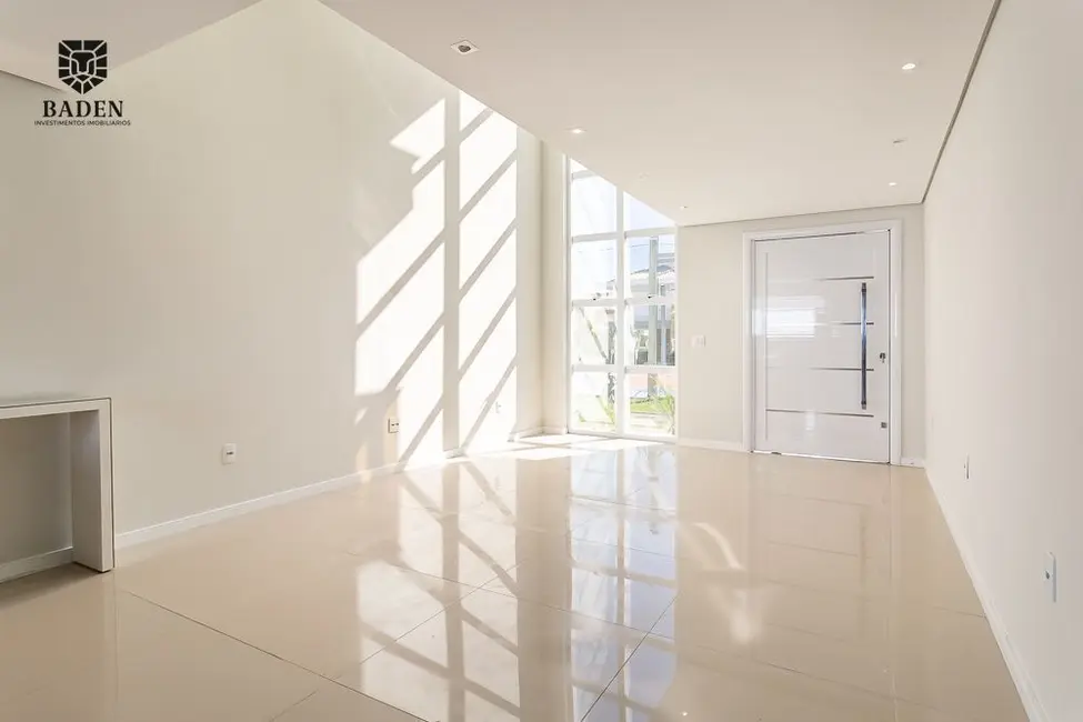 Casa com 3 quartos à venda, 192m2 em Prado de Baixo, Biguacu - SC - imagem 7 Foto 7 de Casa com 3 quartos à venda, 192m2 em Prado de Baixo, Biguacu - SC