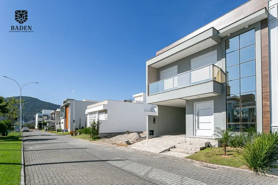 Foto 1 de Casa com 3 quartos à venda, 192m2 em Prado de Baixo, Biguacu - SC