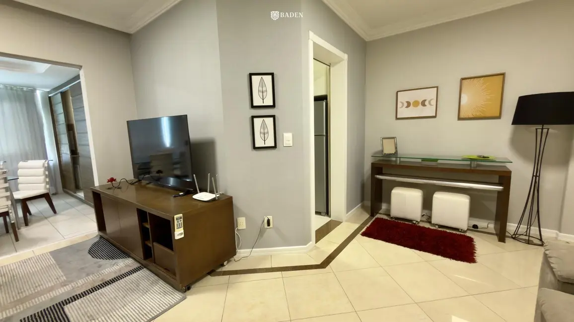 Foto 8 de Apartamento com 2 quartos para alugar, 102m2 em Centro, Balneario Camboriu - SC