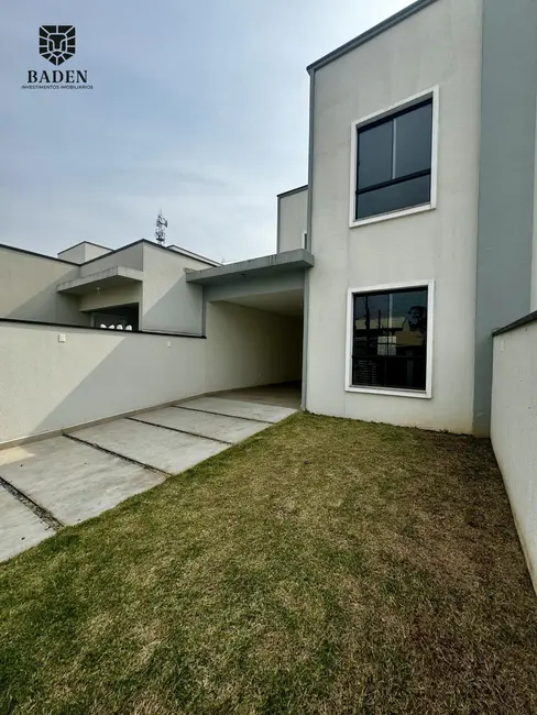 Foto 2 de Casa com 3 quartos à venda, 141m2 em Nova Esperança, Balneario Camboriu - SC