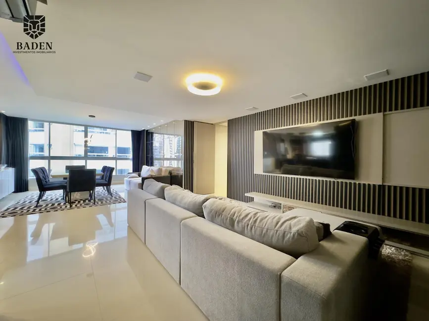 Apartamento com 3 quartos à venda, 128m2 em Centro, Balneario Camboriu - SC - imagem 1 Foto 1 de Apartamento com 3 quartos à venda, 128m2 em Centro, Balneario Camboriu - SC