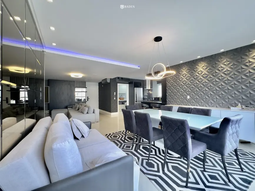 Foto 7 de Apartamento com 3 quartos para alugar, 128m2 em Centro, Balneario Camboriu - SC