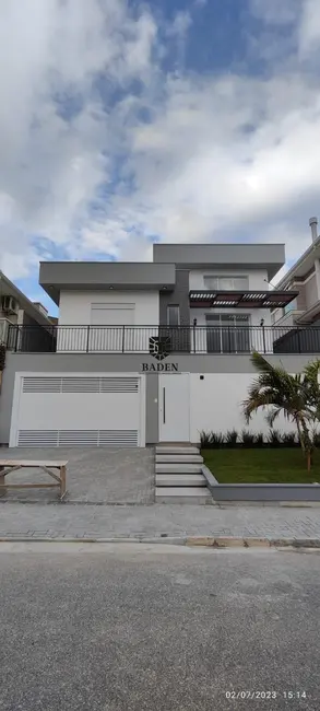 Foto 1 de Casa com 3 quartos à venda, 208m2 em Pedra Branca, Palhoca - SC