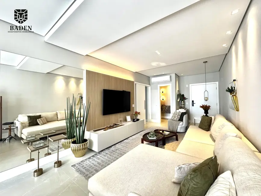 Foto 1 de Apartamento com 4 quartos à venda, 143m2 em Centro, Balneario Camboriu - SC