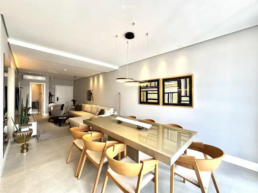 Apartamento com 4 quartos à venda, 143m2 em Centro, Balneario Camboriu - SC - imagem 4 Foto 4 de Apartamento com 4 quartos à venda, 143m2 em Centro, Balneario Camboriu - SC